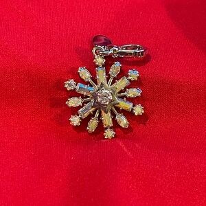 LIMITED EDITION 2010 Juicy Couture Snowflake Charm